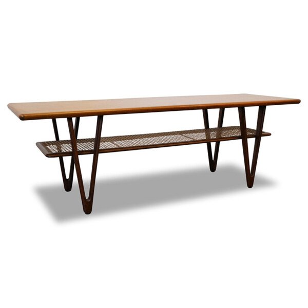 Vintage salontafel met lektuurplank Deens design