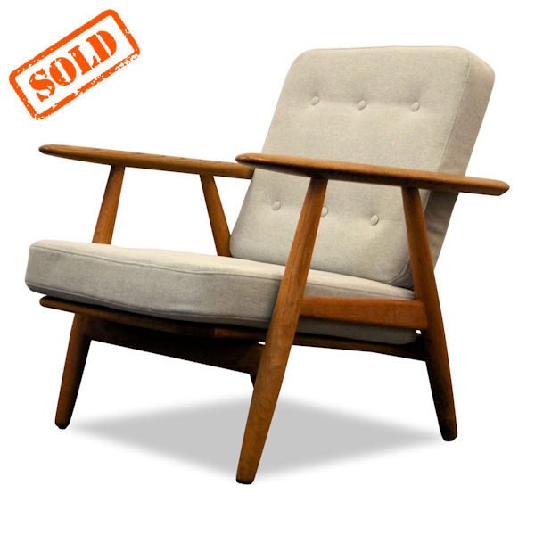 Hans J. Wegner Lounge Chair Model GE-240 “Cigar” – Vintage Vibes